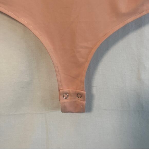 Reoria Blush Pink Sleeveless Bodysuit Womens Size Medium One Piece Feminine Soft - Picture 2 of 9